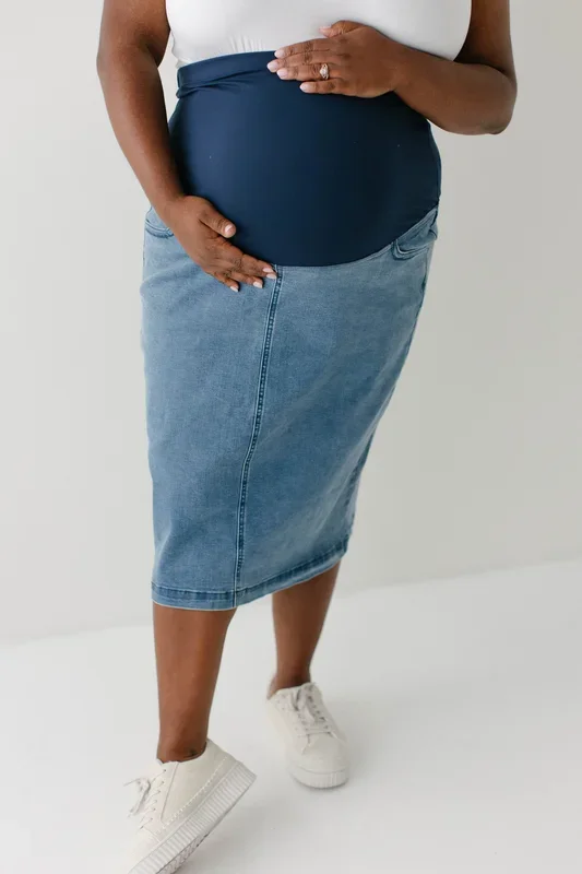 ‘Everlee’ Stretch Denim Maternity Skirt