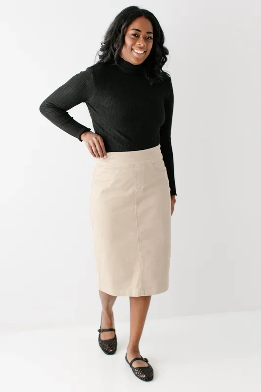 ‘Sara’ Stretch Denim Skirt in Khaki