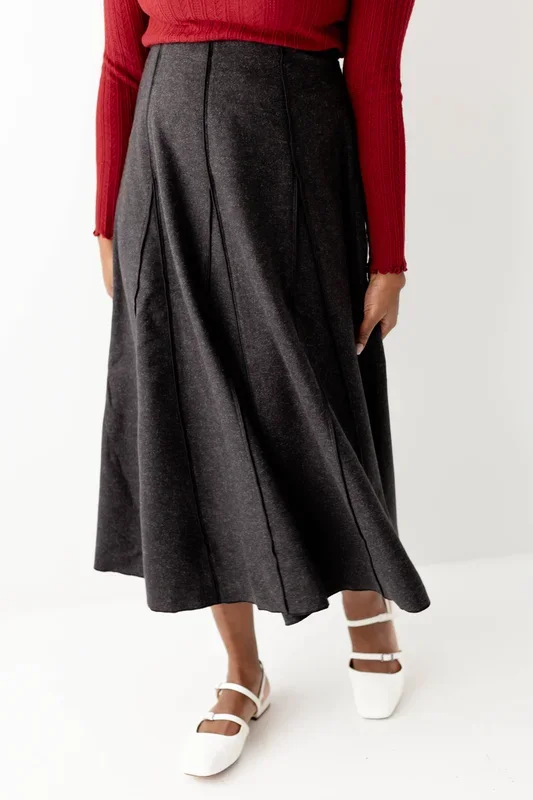 ‘Solveig’ A-Line Knit Midi Skirt