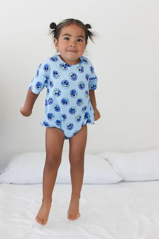 A Smile Tie Dye For – Bubble Tee