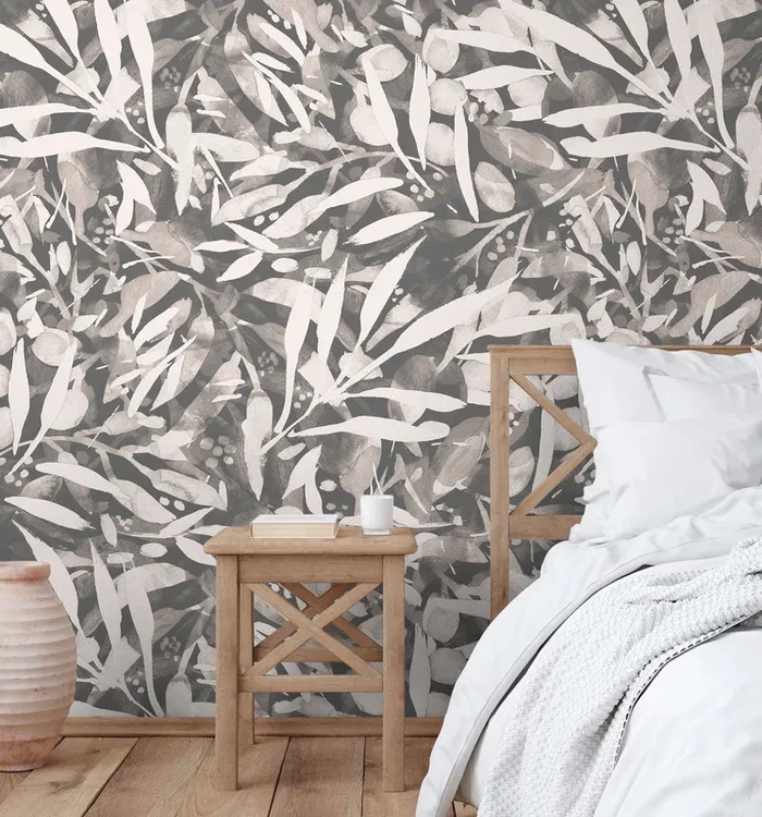 Abstract Wallpaper With A Painterly Leaf Motif In Charcoal, Gray, And Off-white – X151