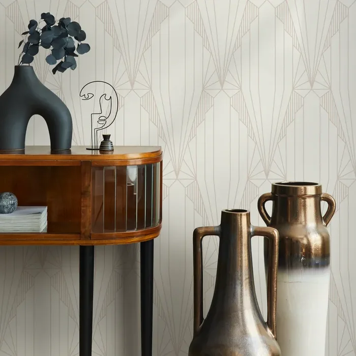 Art Deco Wallpaper With A Fan Motif In Beige And Cream – D244