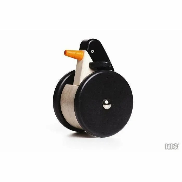 Bajo Wooden Wobbling Penguin