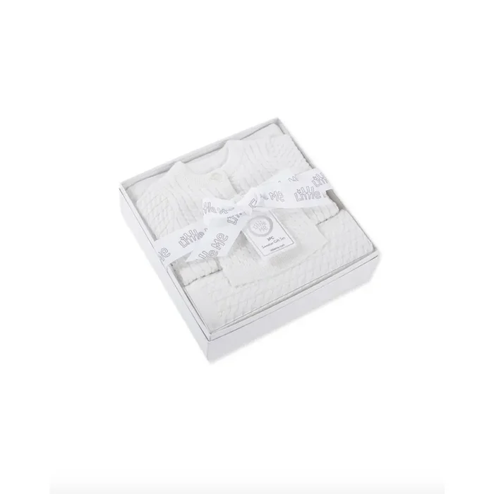 Cable Knit Sweater & Blanket Gift Box