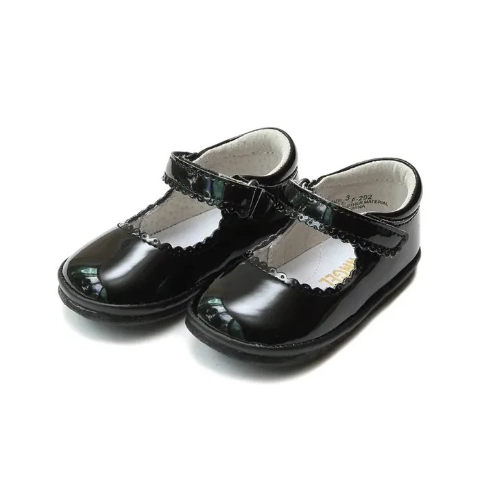 Cara Scallop Mary Jane Black