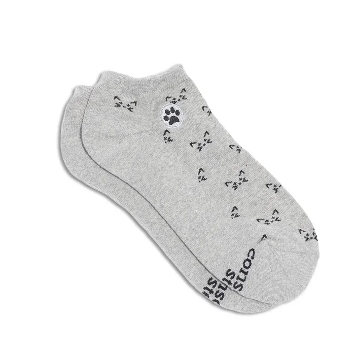 Conscious Step – Ankle Socks that Save Cats (Gray Cats)