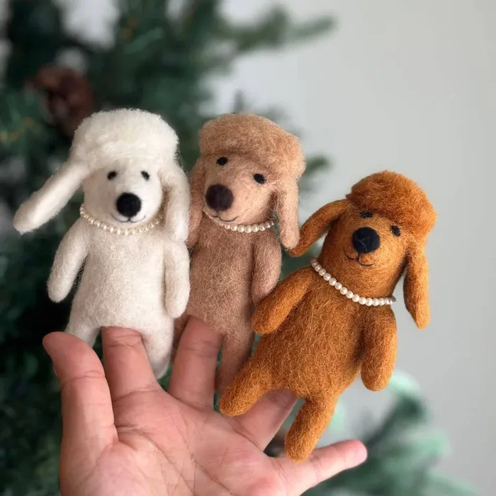 Felt Finger Puppet: Poodle Dog