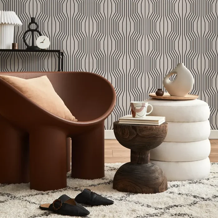Geometric Wallpaper With Wavy Vertical Lines In Black And Beige – C303