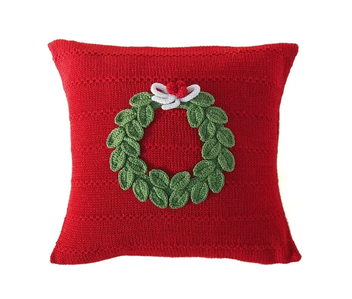 Green Wreath 10 ” Pillow, Red