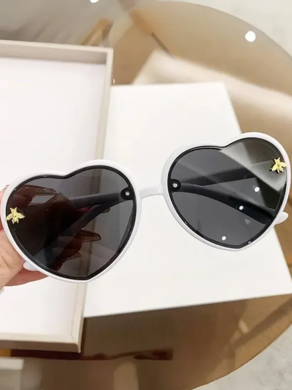 Heart Retro Frame Sunglasses