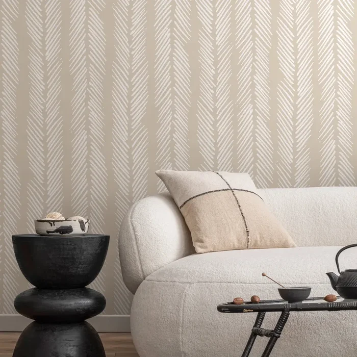 Herringbone Wallpaper With A Sketched Stripe Motif In Beige – D790