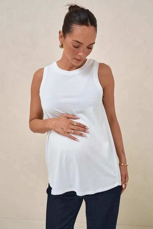 Into It Curved Hem Tank – White