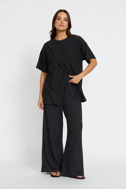 Ivy Ribbed Longline Wrap Tee – Black