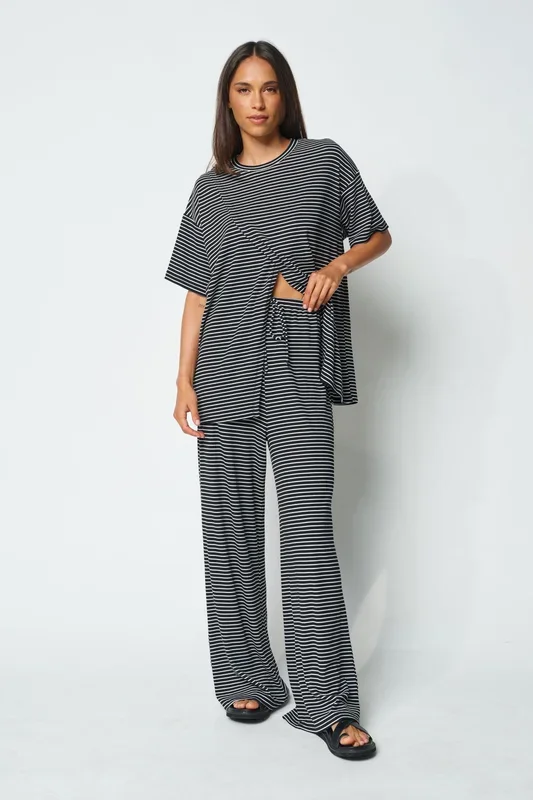 Ivy Stripe Longline Wrap Tee – Black / White