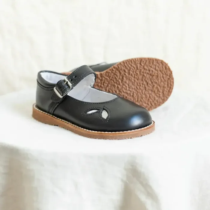 Josie Mary Jane – Black