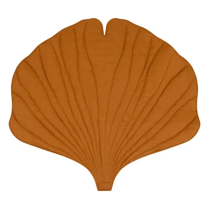 Linen Caramel Ginkgo Leaf Mat