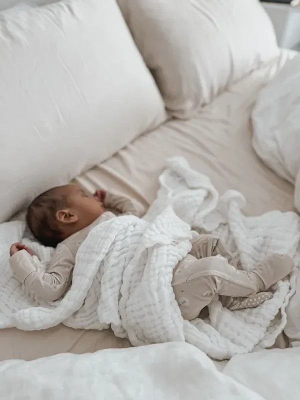 Luna + Luca Cotton Gauze Baby Blanket – White