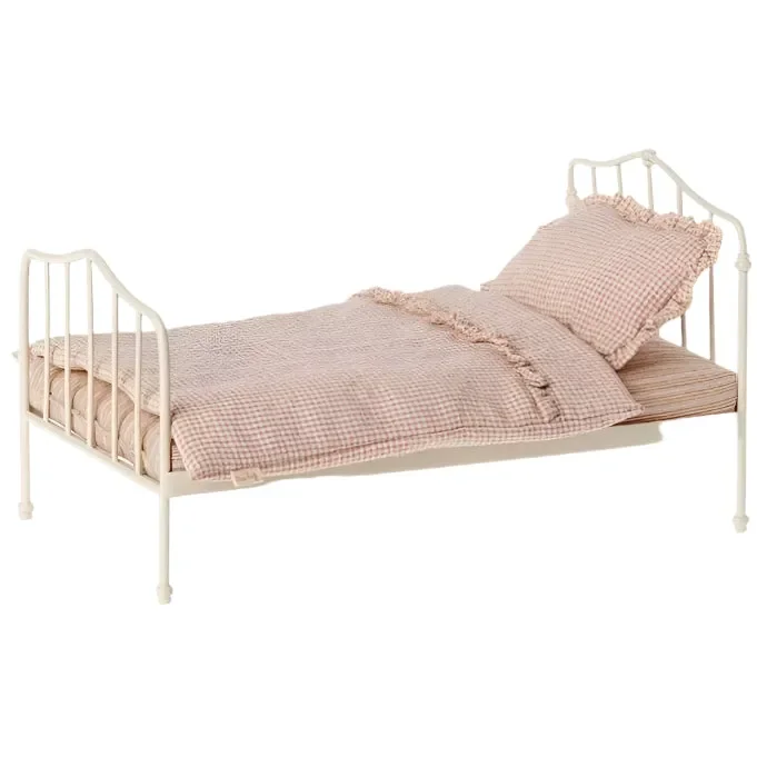 Maileg Miniature Bed – Purple
