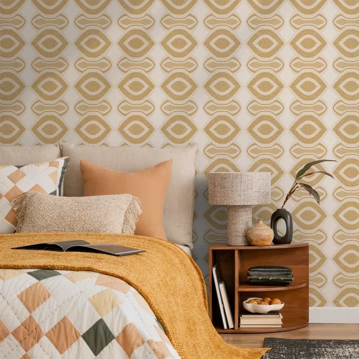 Mid Century Wallpaper With A Retro Oval Motif In Beige And Gold – C494