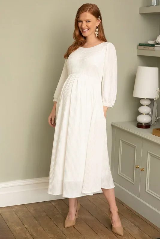 Midi maternity wedding dress with a round back