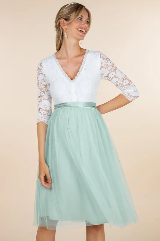 Midi maternity wedding skirt in tulle, mint