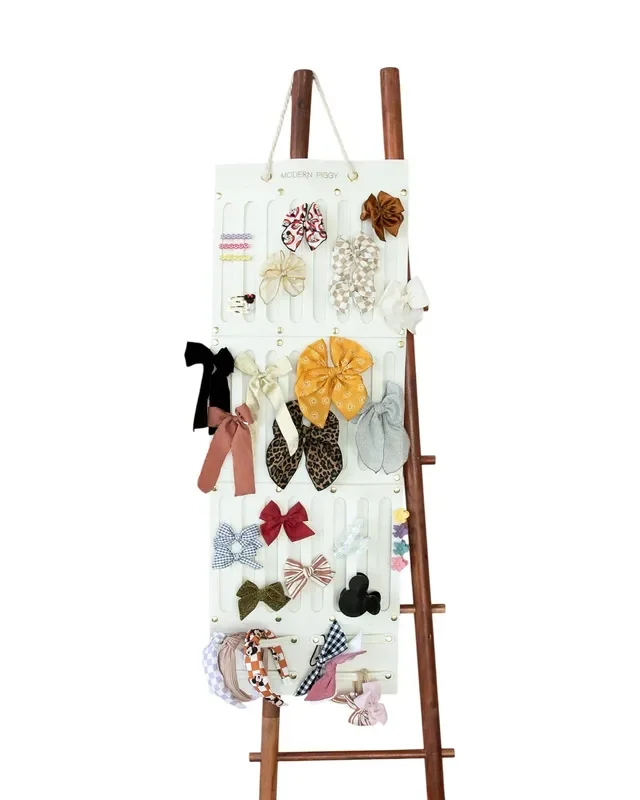 Modern Piggy Felt Bow Organizer