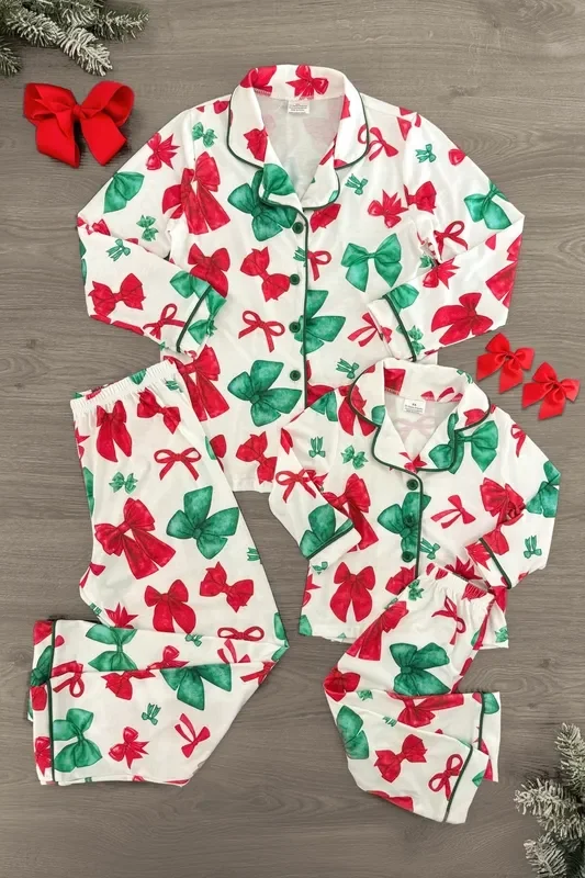 Mom & Me – Red & Green Bow Pajamas