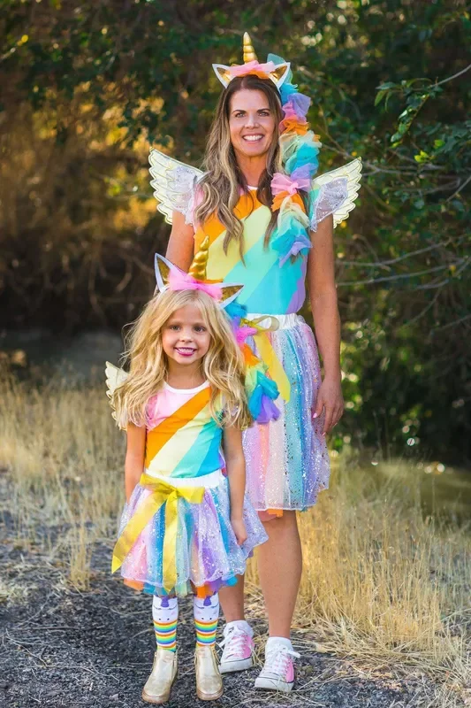 Mom & Me Unicorn Costume – 4 Piece Set!