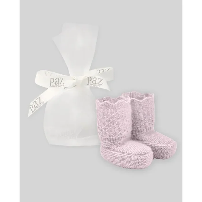 Newborn booties ESSENTIA