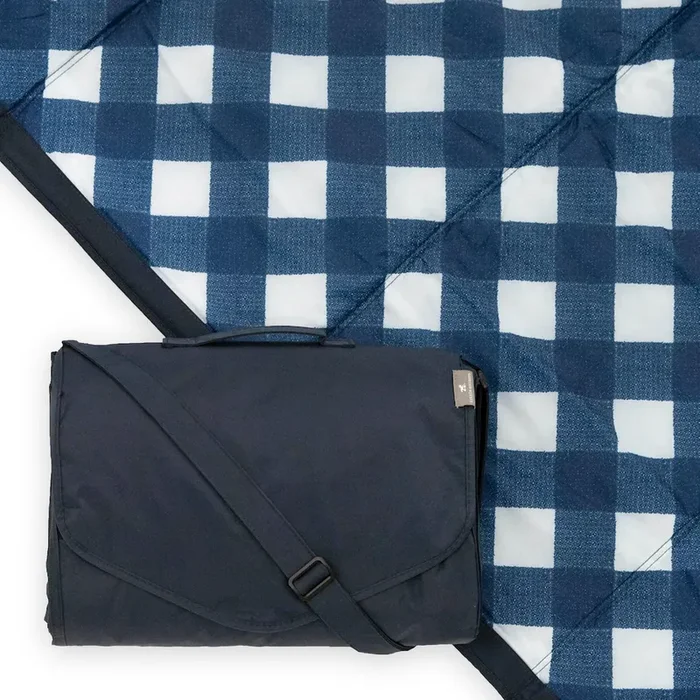 Outdoor Blanket – Navy Plaid