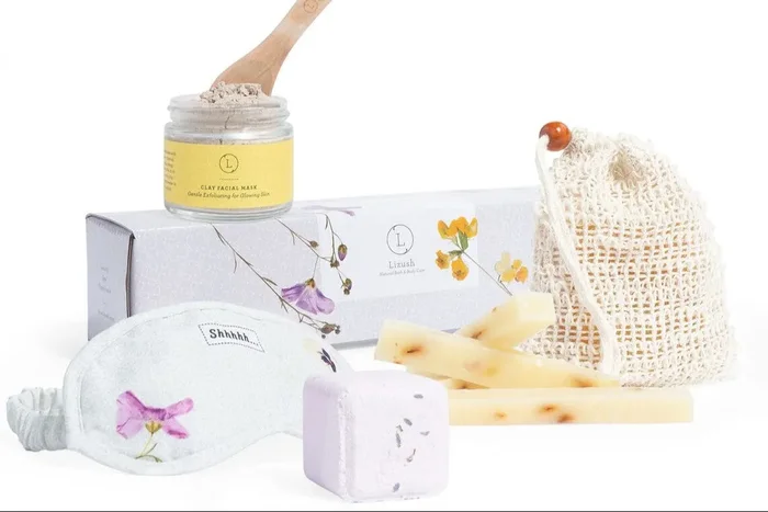 Pamper Gift | Pamper Box | Gift For Co-worker |nurse career | Mom | Sister | Bff | Affection | Appreciation