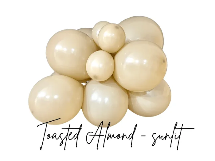 Premium Toasted Almond Latex Balloon Cluster (5 “, 11” And 17”)