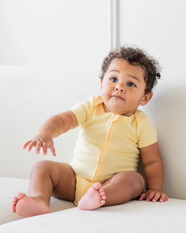 Short Sleeve Zipper Bodysuit In Lemon, 9-12m