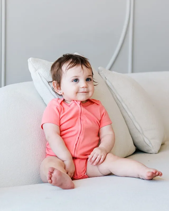 Short Sleeve Zipper Bodysuit In Rose, 3-6m