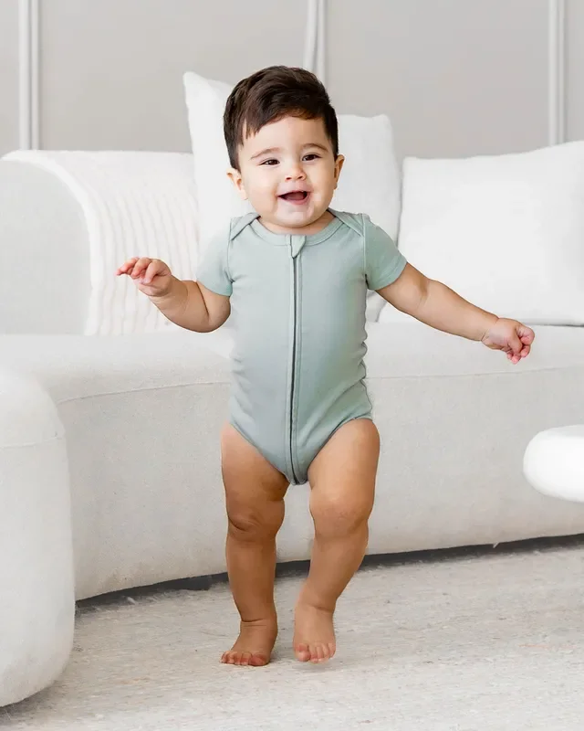 Short Sleeve Zipper Bodysuit In Sage, 6-9m