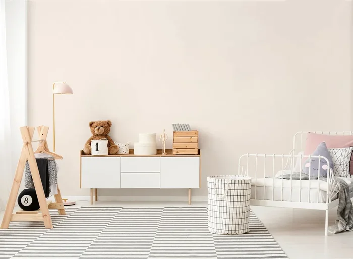 Solid Color Wallpaper With A Minimalist Finish In Cream – D423