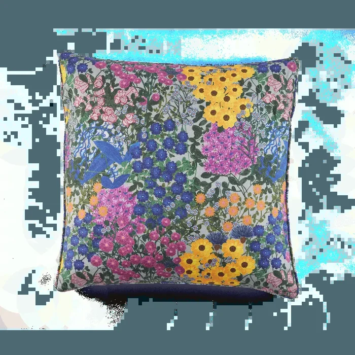 Square Pillow Cover Pré Fleuri