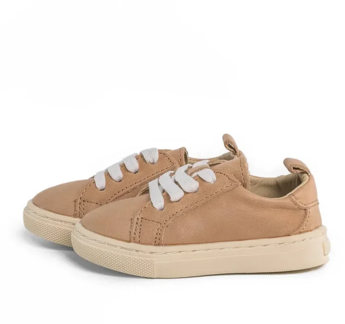 Tan Waxed – Low Top Sneakers