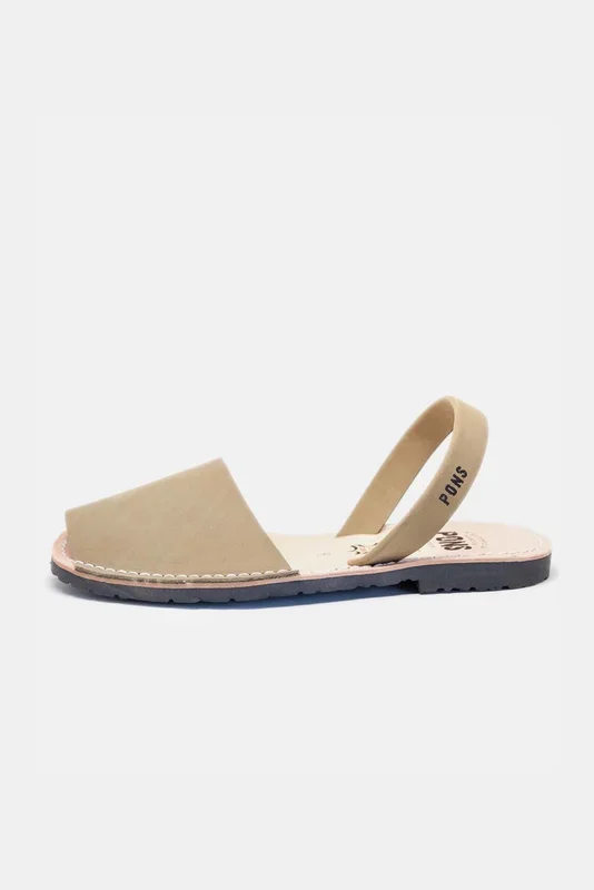The Avarca // Tan