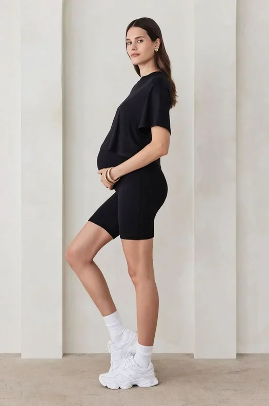 The Maternity Short