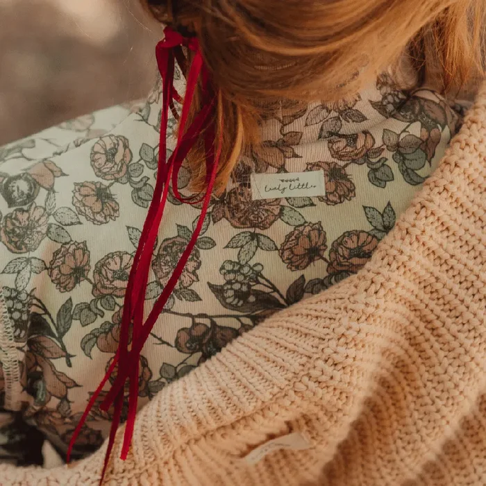 The Printed Turtleneck – Magnolia