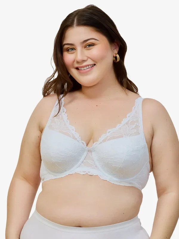 The Willow – Lightly Padded Lace Plunge Underwire Bra