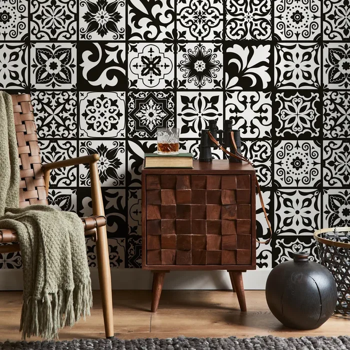 Tile Wallpaper With Ornamental Patterns In Black And White – B759