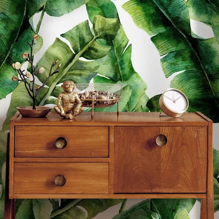 Tropical Wallpaper With A Watercolor Banana Leaf Motif In Green – A498
