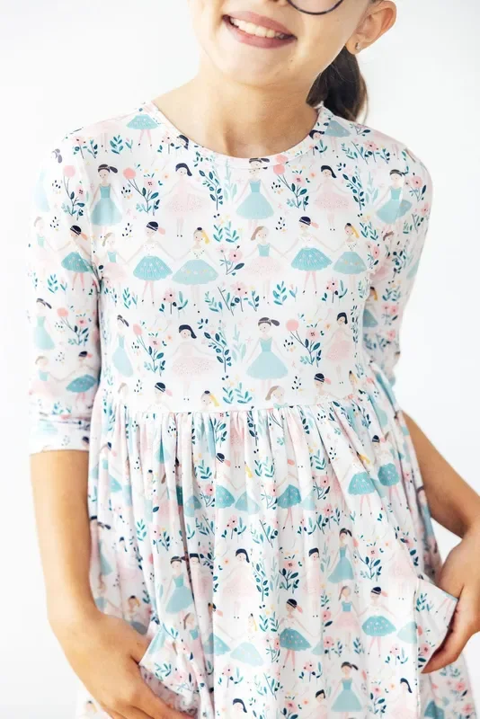 Twinkle Toes 3/4 Sleeve Pocket Twirl Dress