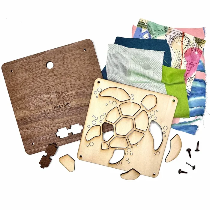 Upcycles Fabric & Wood Art Kit – Sea Turtle