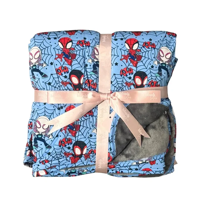 Webs Up – Plush Blanket