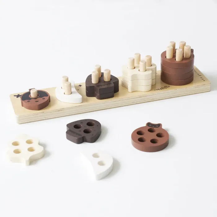 Wee Gallery Count + Stack Toy – Eco-Friendly Non-Toxic Montessori Counting and Sorting Toy | Ages 2+