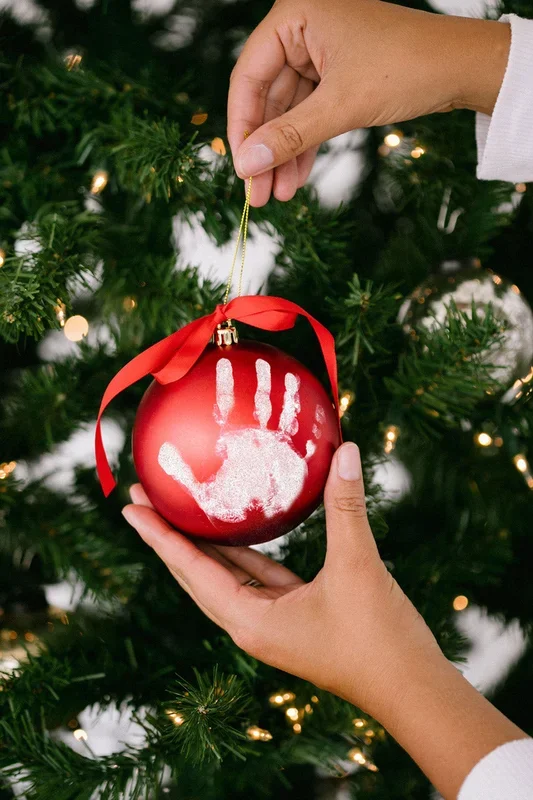 Weihnachtsbaumkugel mit Baby Abdruckset