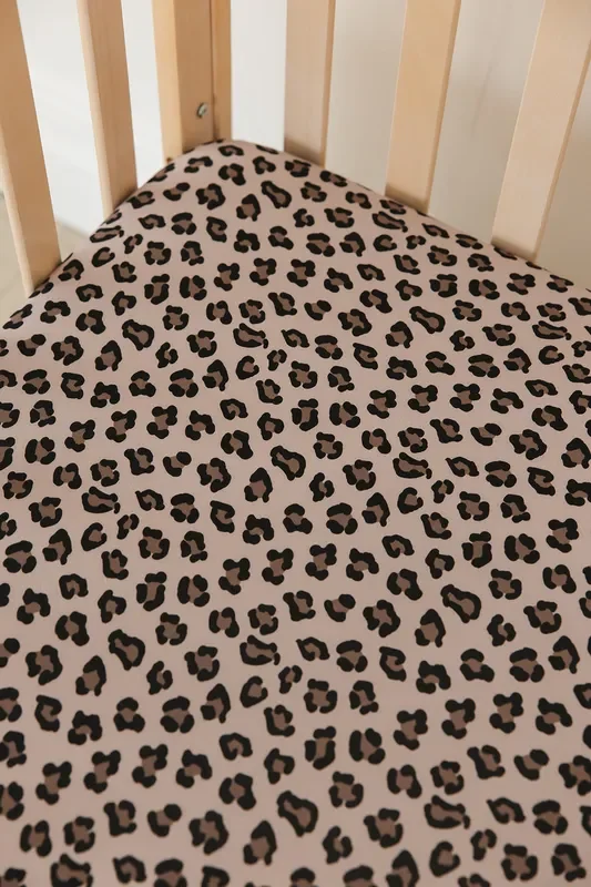 Wild – Crib Sheet